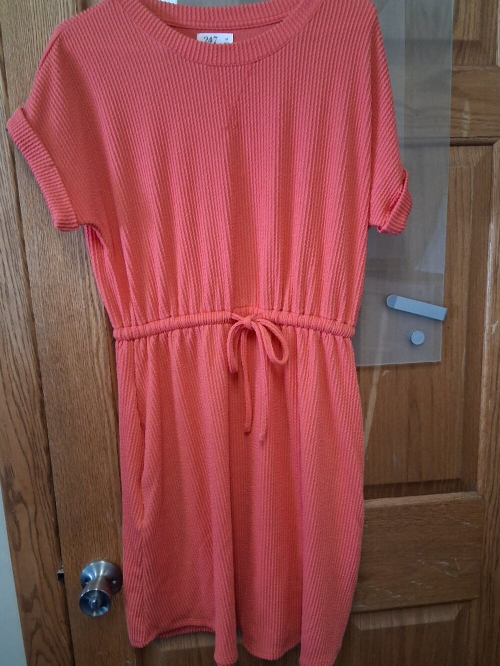 Womens size medium dress with pockets